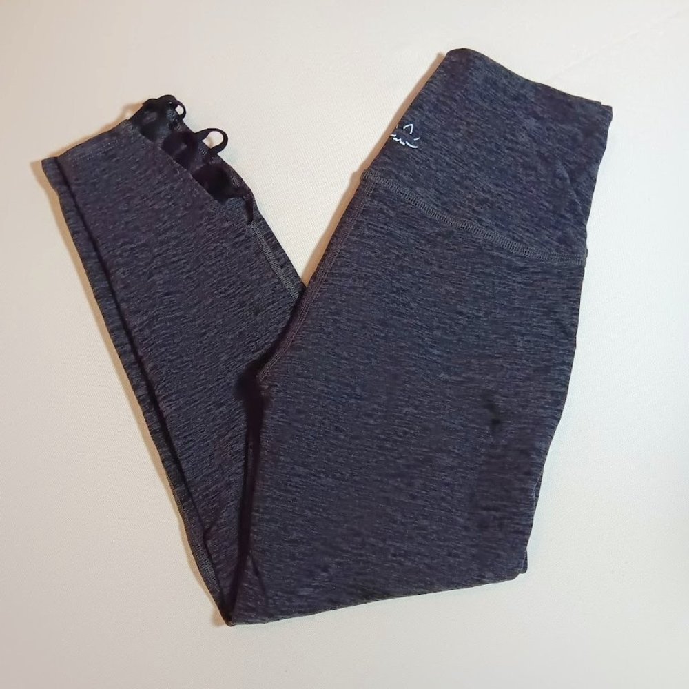 Beyond Yoga Cross It Back Gray Active Leggings, M